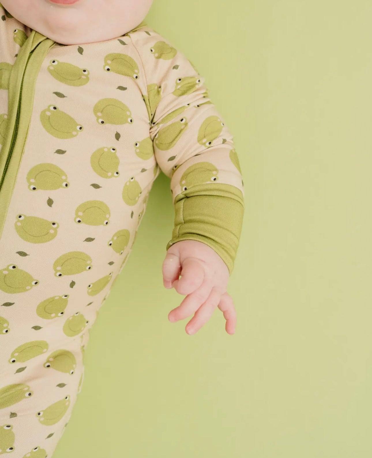 Froggy Friends Bamboo Sleeper